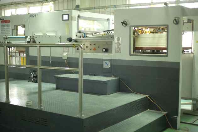 全自動(dòng)模切機