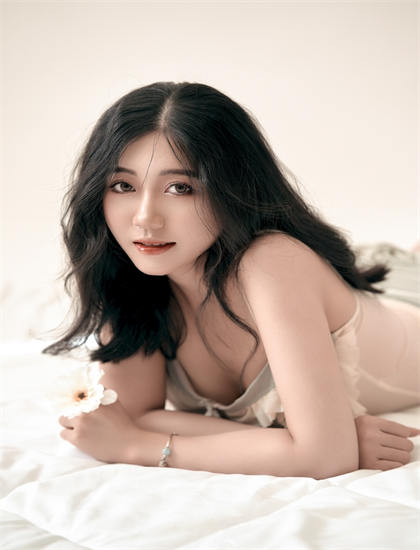 影院同步：《野性印度卡纳塔克邦》系列作品比较：各部特点与优劣分析